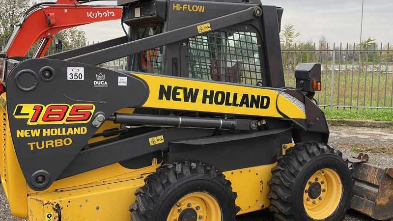 OmecoHub - NEW HOLLAND L185